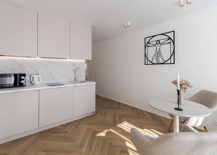 Osapart In A Complex Great Britain 1