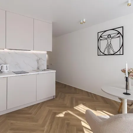 Osapart In A Complex Great Britain 1